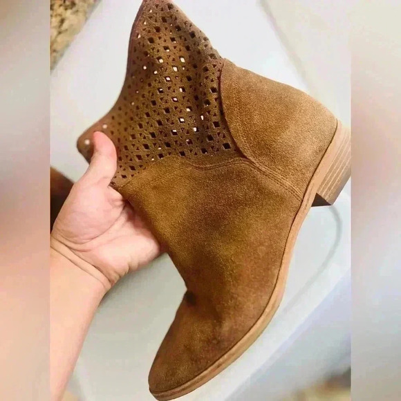 MICHAEL KORS Sunny Ankle Boots Leather Suede Booties Caramel Brown 8 - Picture 2 of 14